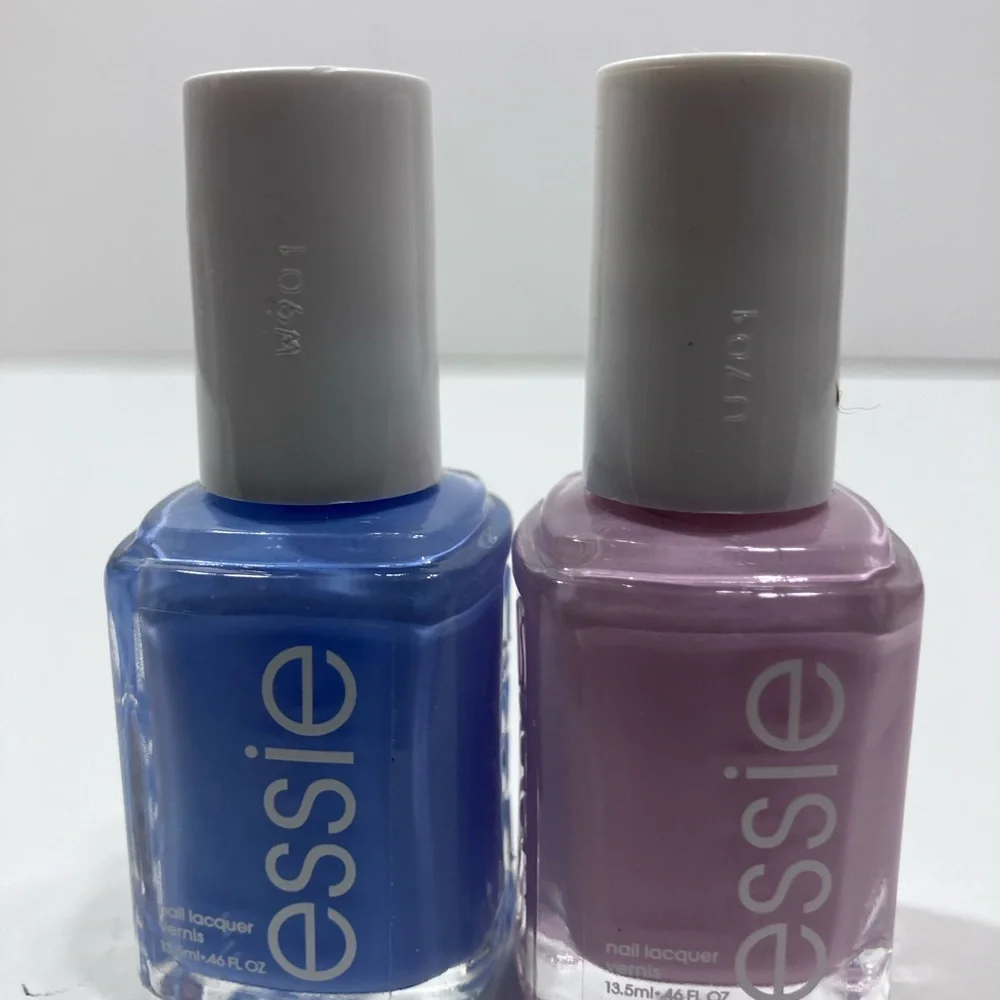 2 Essie Polish